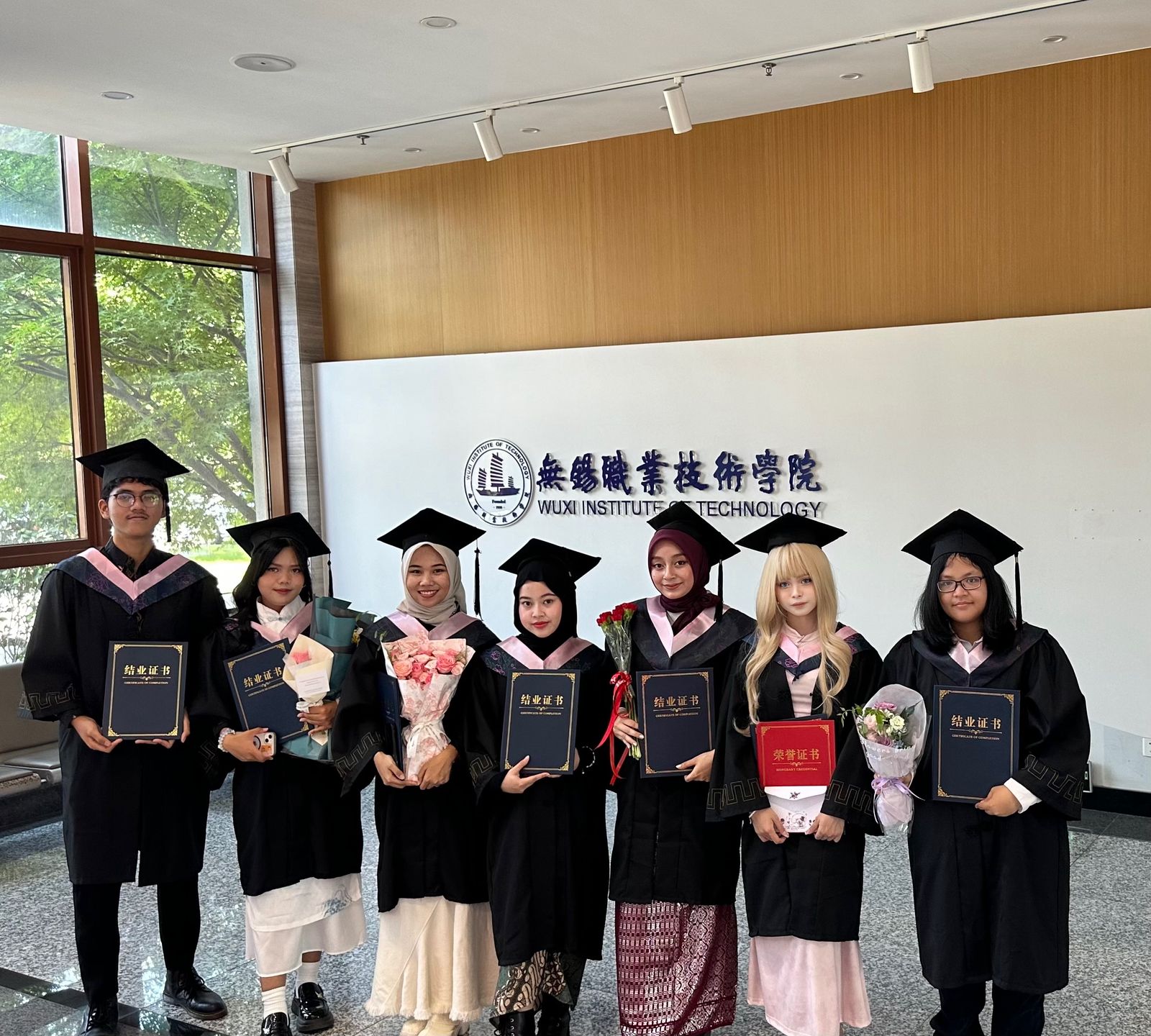 Mahasiswa Bisnis Digital JGU Selesaikan Global Mobility Program di WXIT, China Perkuat Kompetensi Akademik, Jejaring Global, dan Adaptasi Lintas Budaya