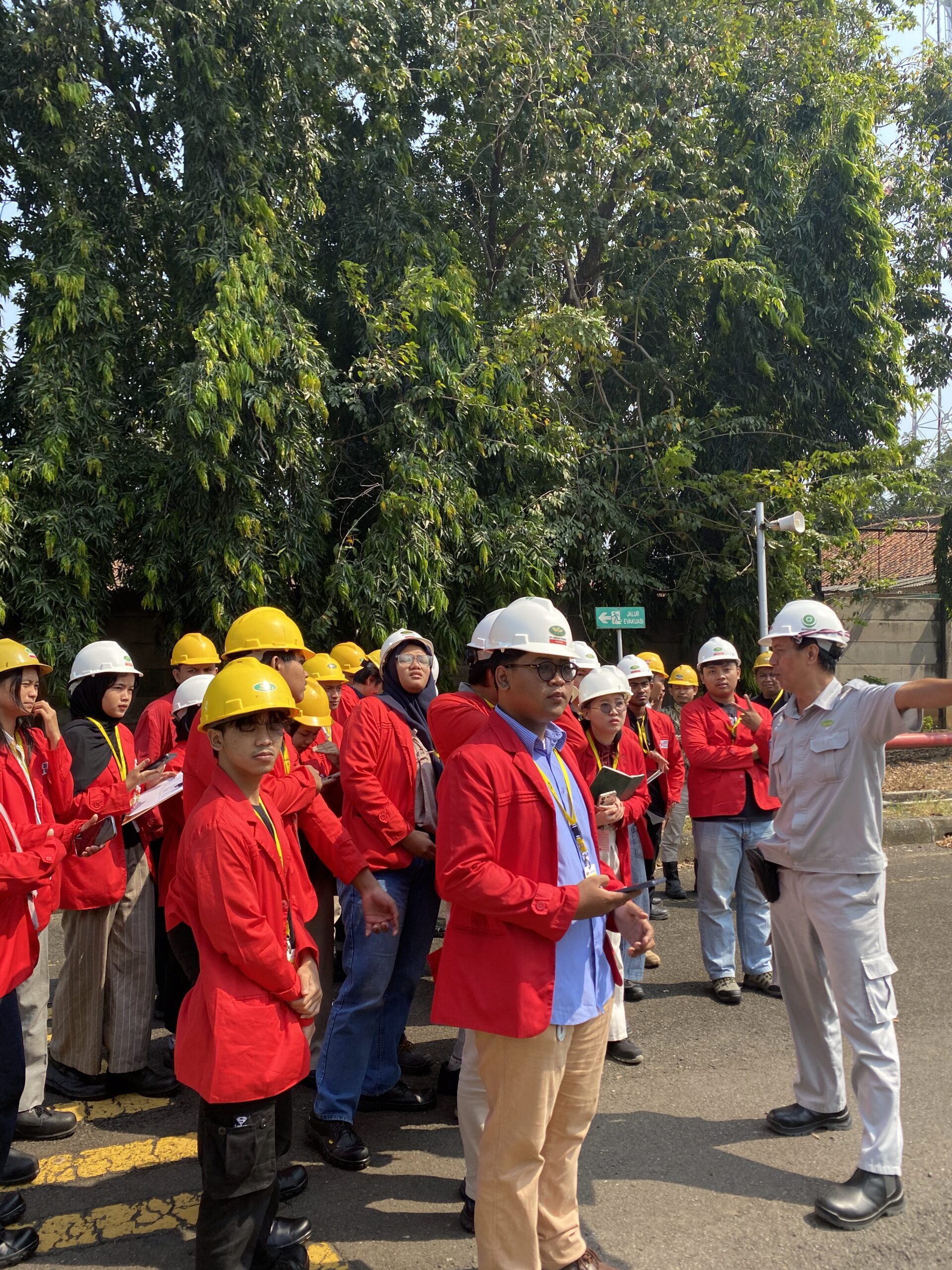 Himpunan Mahasiswa Elektro JGU Laksanakan Kunjungan Industri ke PT Bekasi Power