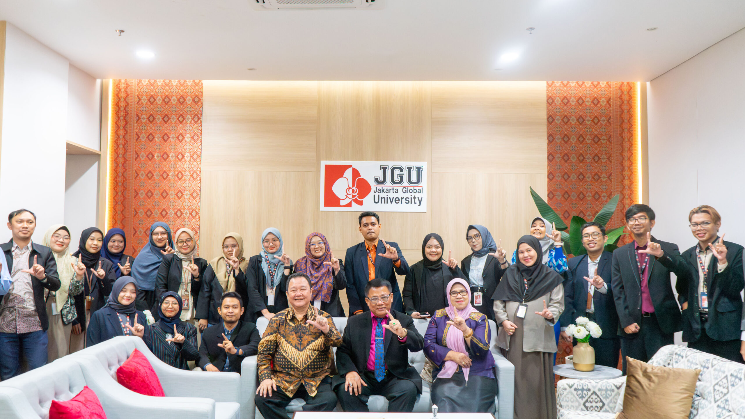 Prodi S1 Bisnis Digital JGU Jalani Proses Visitasi Akreditasi Program Studi