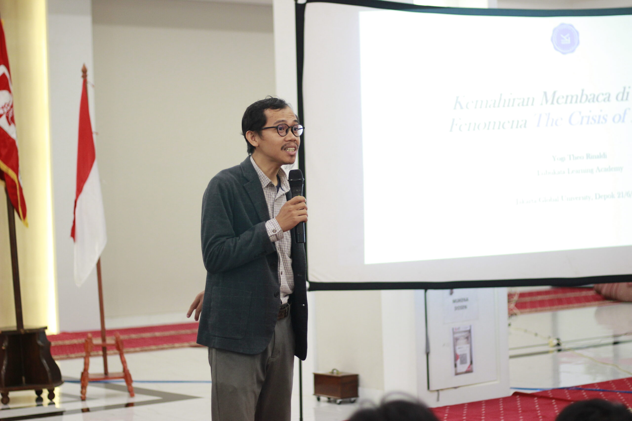 JICC JGU Gelar Seminar Literasi dan Inovasi, Ajak Mahasiswa Bangun Pemikiran Kritis dan Kreatif