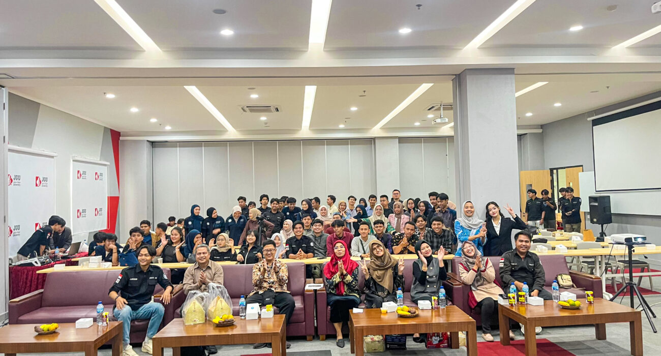 Mahasiswa Teknik Industri JGU Dalami Smart and Sustainable Manufacturing Lewat Seminar Industri II di Era Industri 5.0
